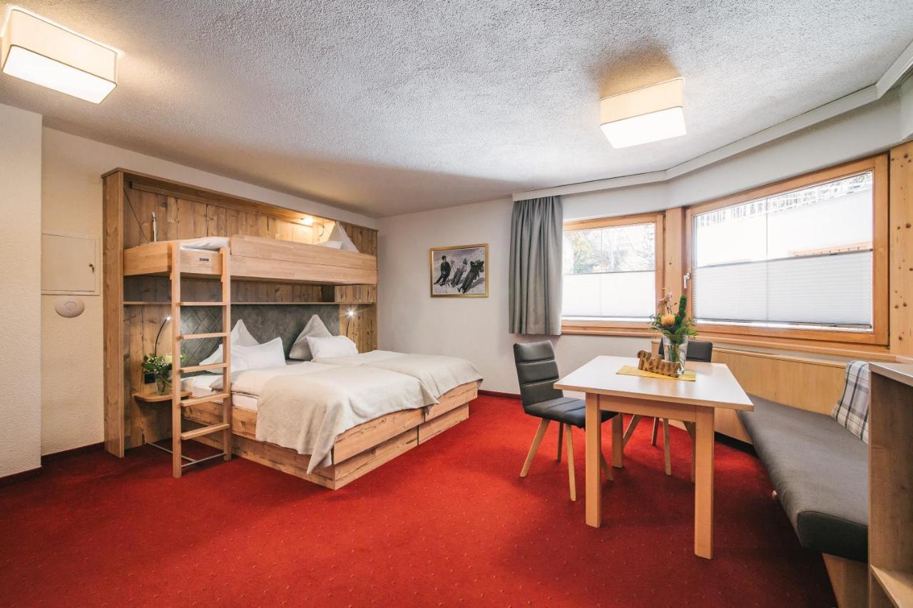 Arlen Lodge Hotel Inkl Premium Karte Im Sommer Sankt Anton am Arlberg Exterior photo
