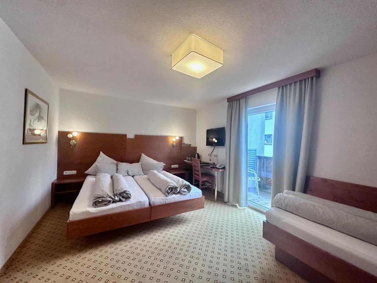 Arlen Lodge Hotel Inkl Premium Karte Im Sommer Sankt Anton am Arlberg Exterior photo
